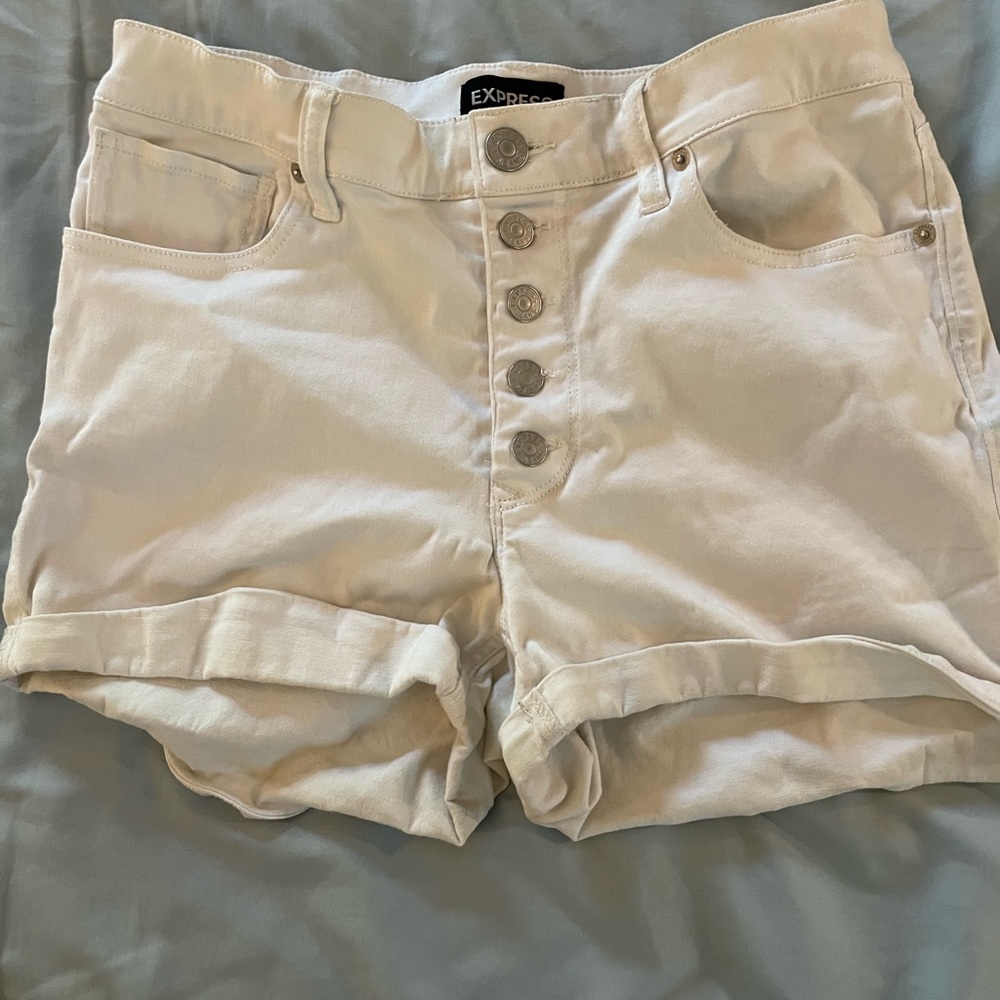 Express white button fly hi-rise shorts size 10